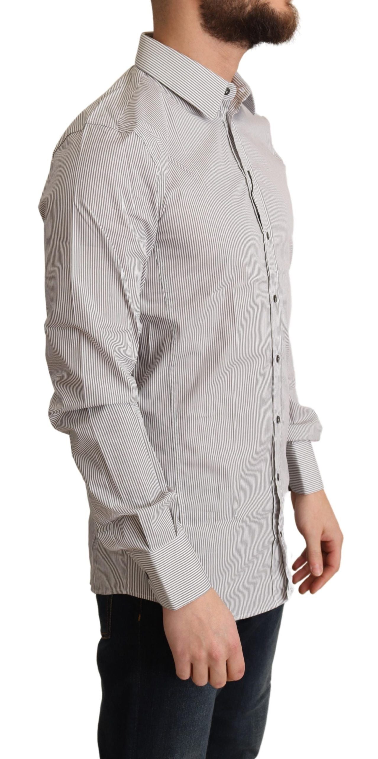 Camisa de vestir elegante de rayas grises de corte entallado