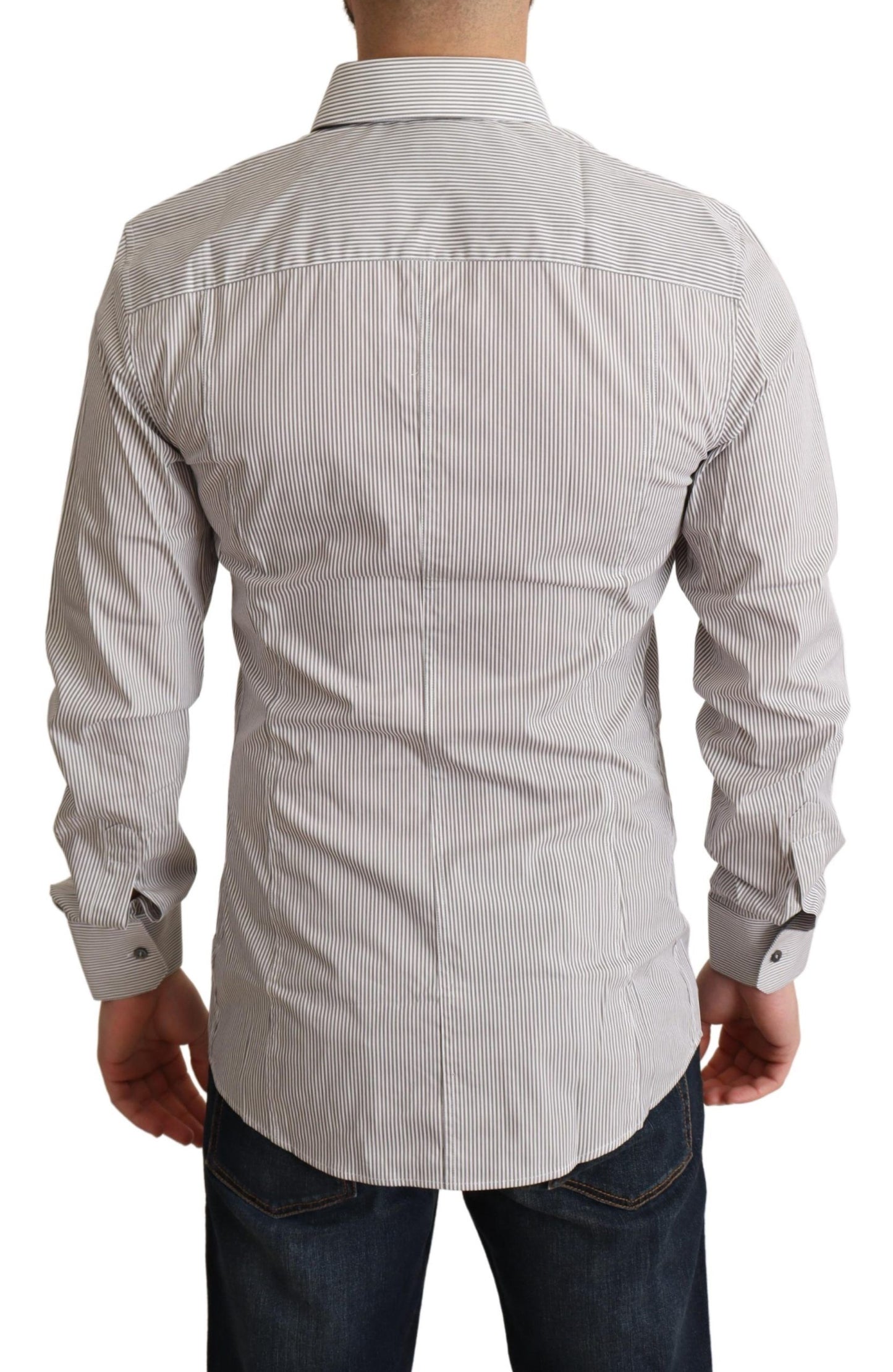 Camisa de vestir elegante de rayas grises de corte entallado
