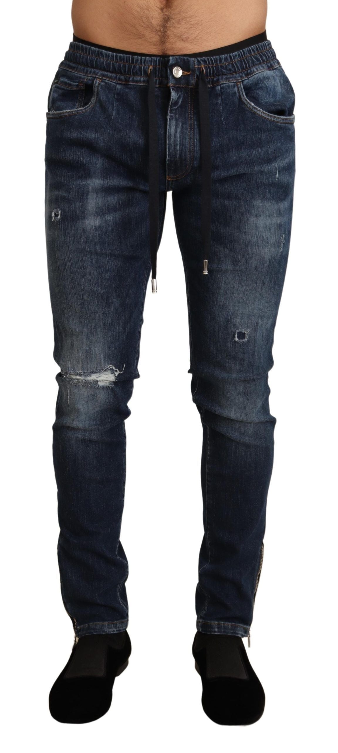 Elegantes jeans ajustados de color azul oscuro