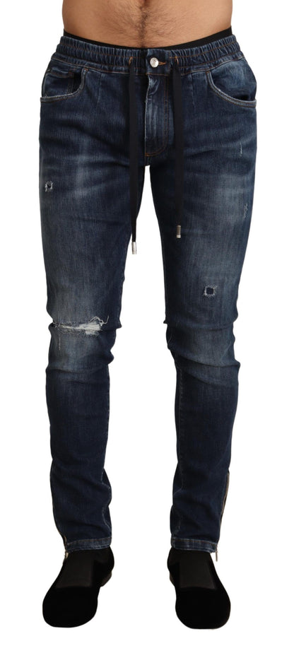 Elegantes jeans ajustados de color azul oscuro