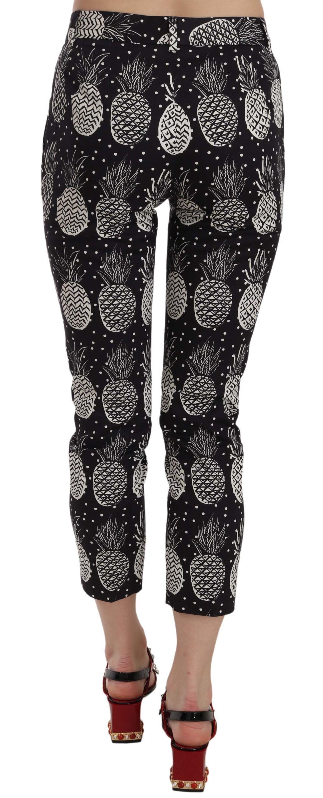 Pantalones capri ajustados con estampado elegante de piña negra
