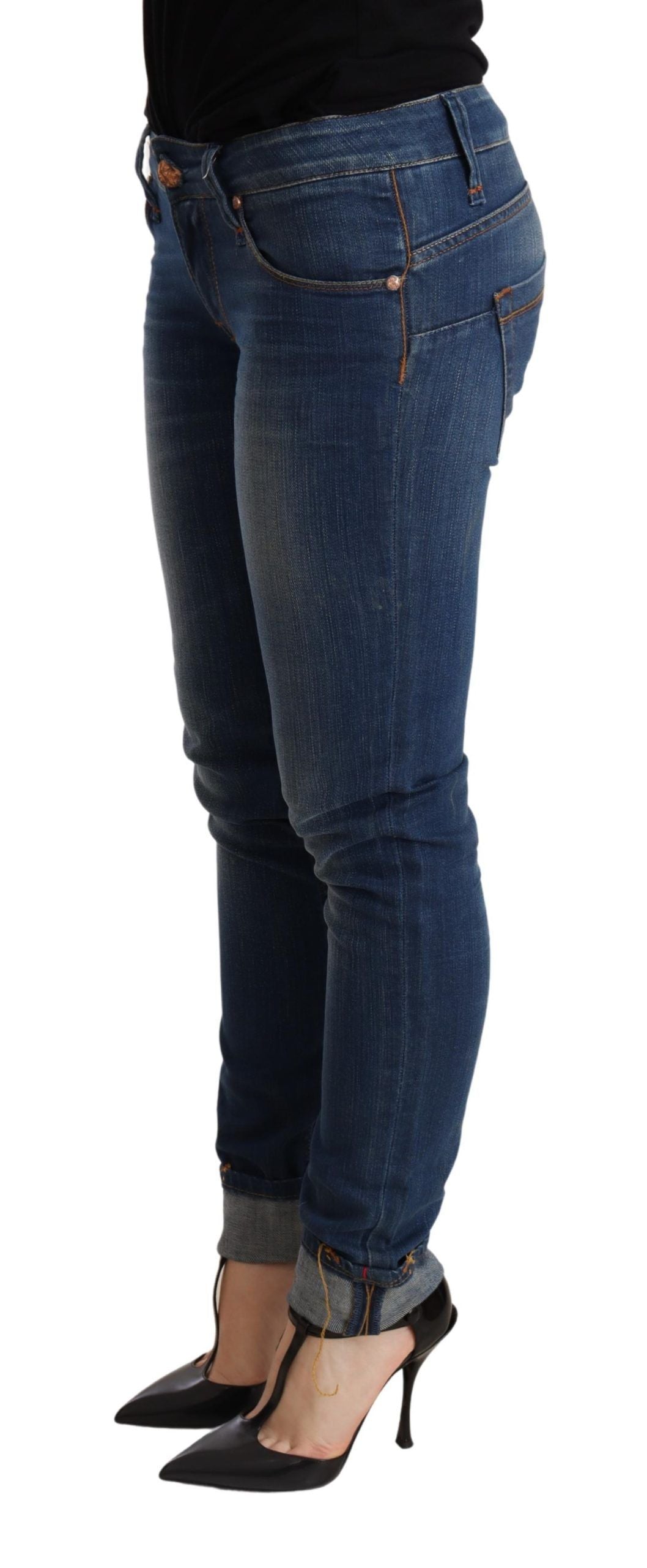 Vaqueros ajustados push-up lavados en azul chic