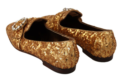 Elegantes zapatos planos con cristales y lentejuelas doradas