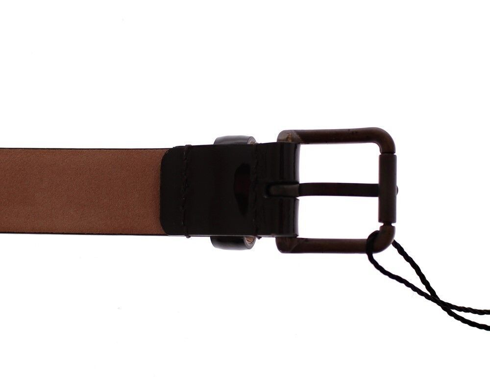 Elegante accesorio de cuero para un estilo sofisticado