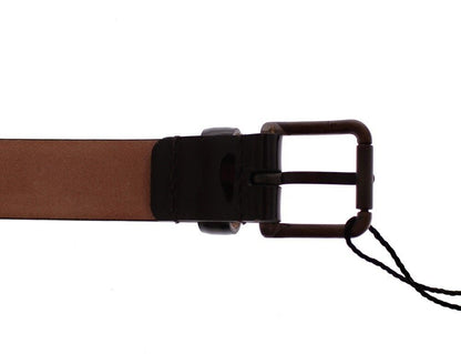 Elegante accesorio de cuero para un estilo sofisticado