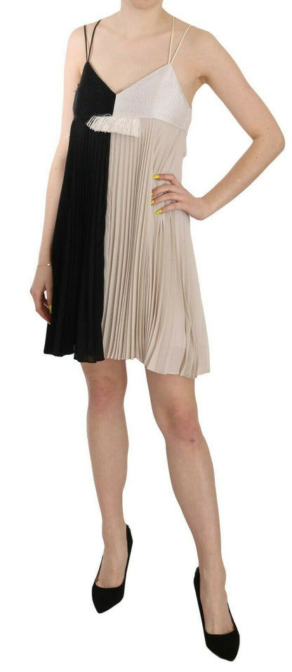 Vestido mini princesa elegante con escote en A