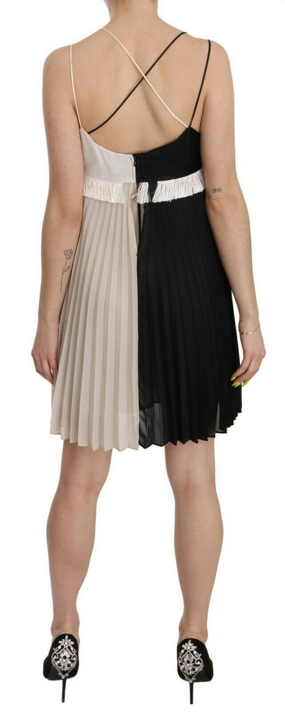 Vestido mini princesa elegante con escote en A