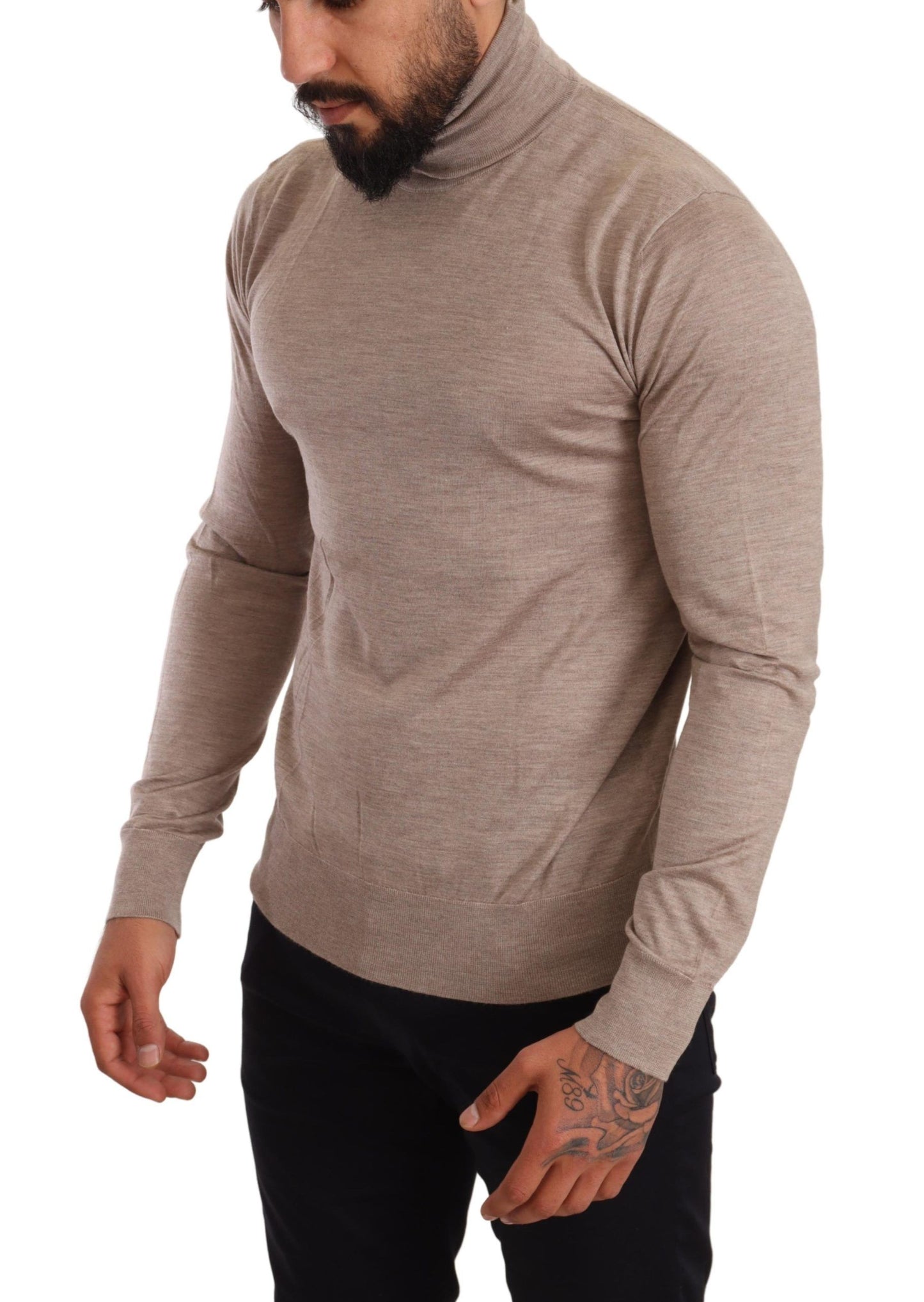 Suéter beige de cuello alto en mezcla de cachemira y seda