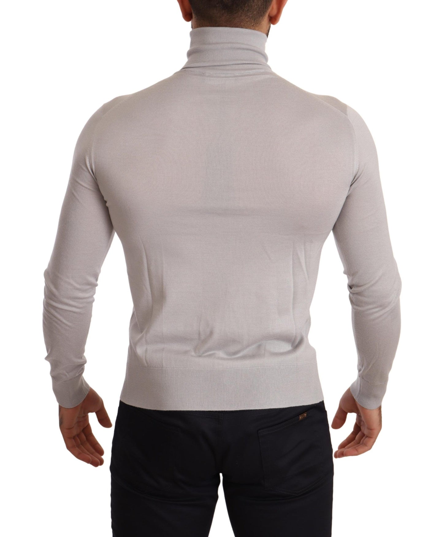 Elegante jersey de cuello alto en mezcla de cachemira y seda