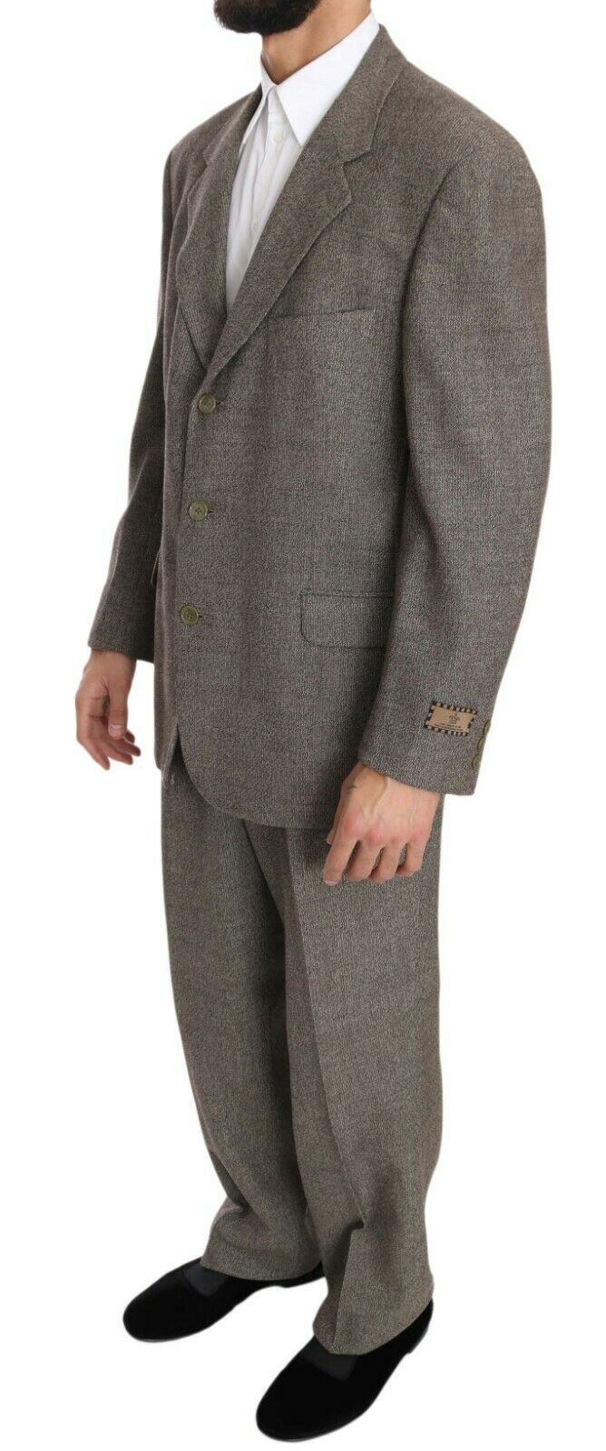 Elegante traje de lana marrón claro para hombre