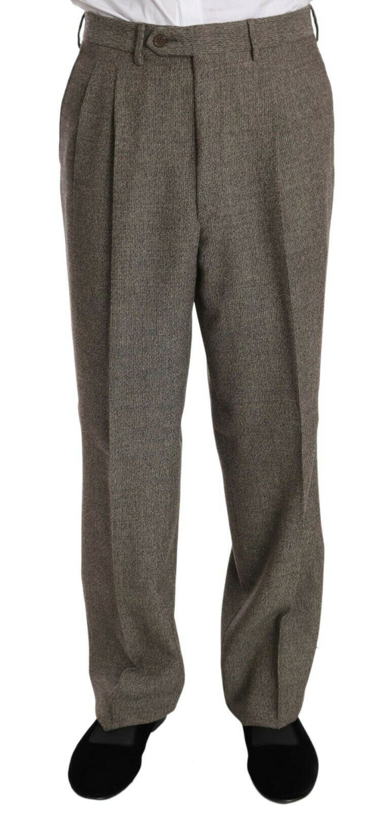 Elegante traje de lana marrón claro para hombre