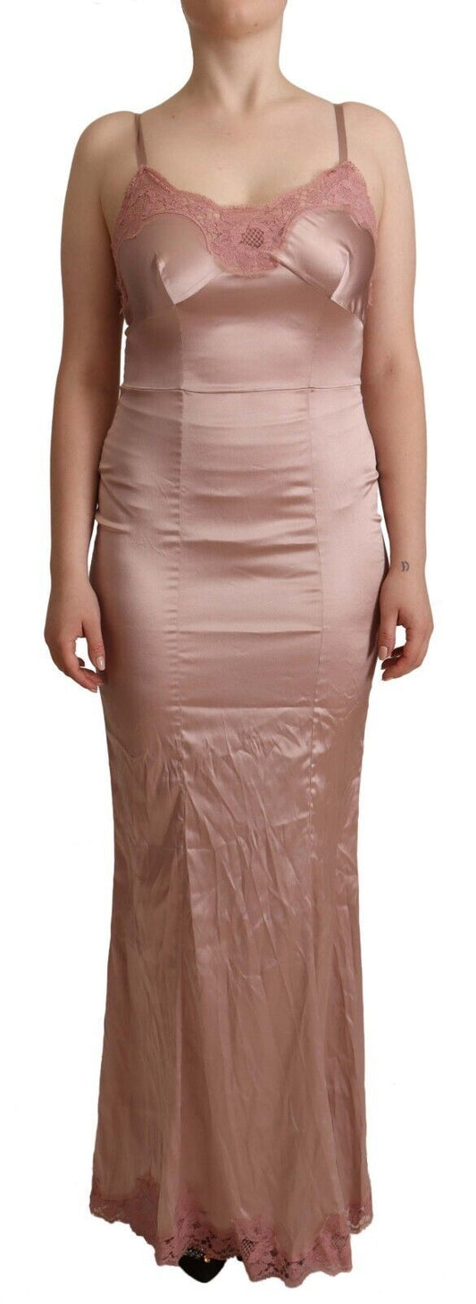 Elegante vestido maxi ajustado de encaje rosa