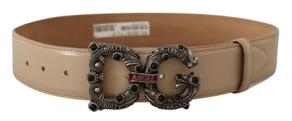 Cinturón con logotipo de latón vintage adornado con perlas