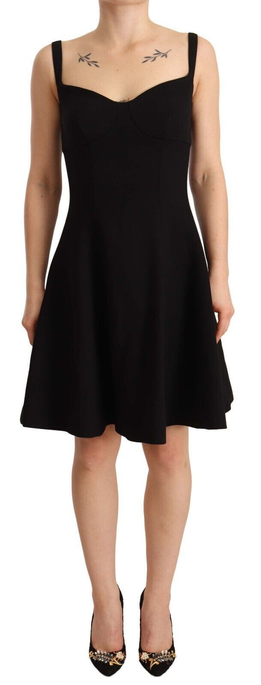 Elegante vestido tubo de corte A en color negro
