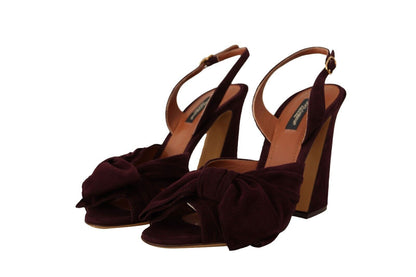 Sandalias elegantes de tacón de ante morado