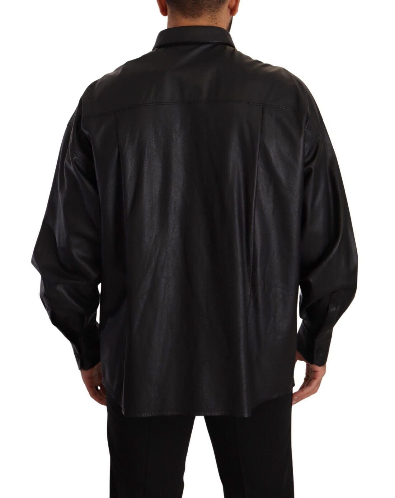 Elegante chaqueta de cuero negra