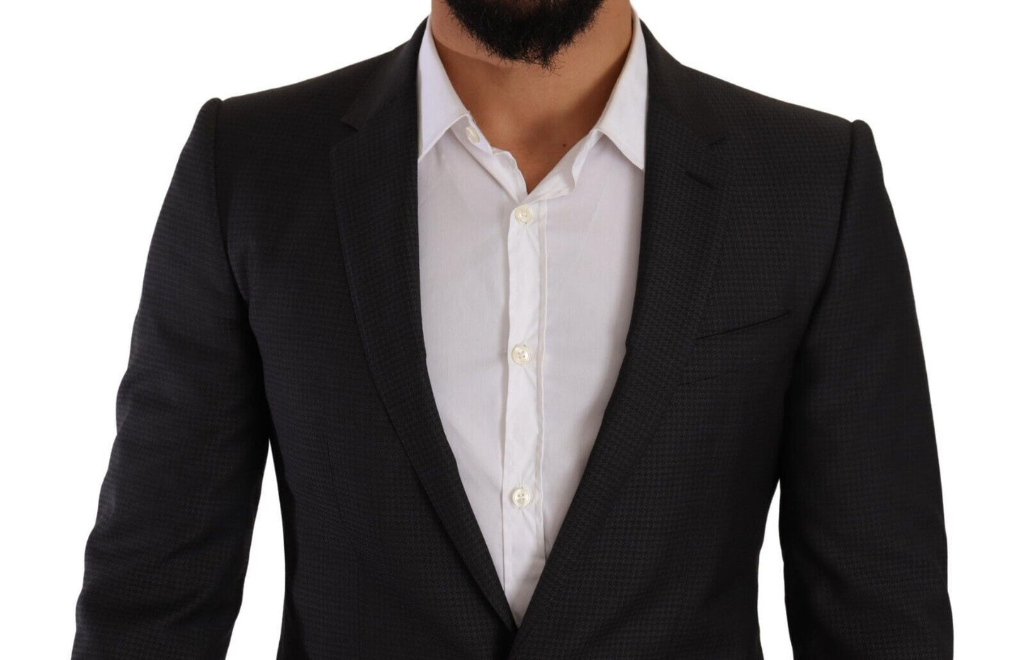 Elegante traje Martini de lana negra