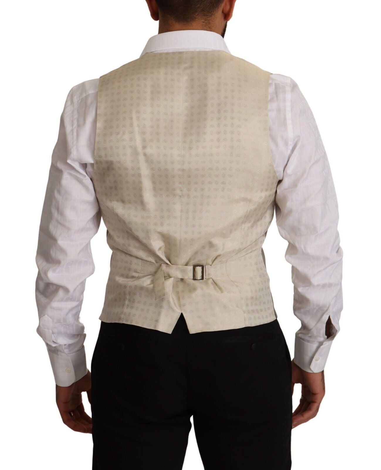 Elegante chaleco de botonadura sencilla en beige