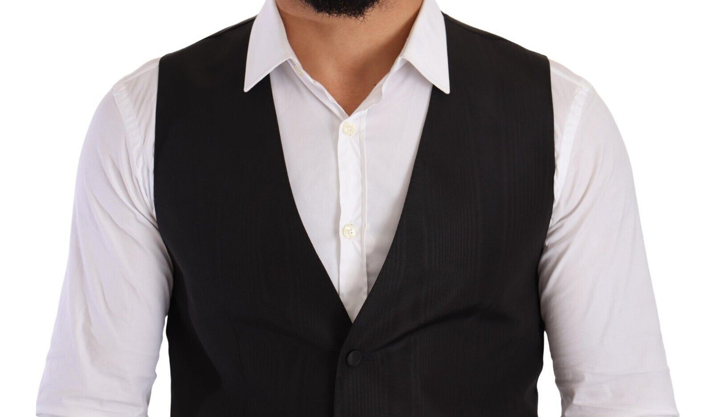 Elegante chaleco de seda gris