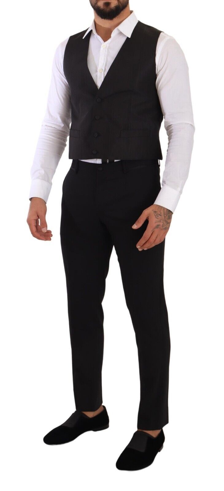 Elegante chaleco de seda gris