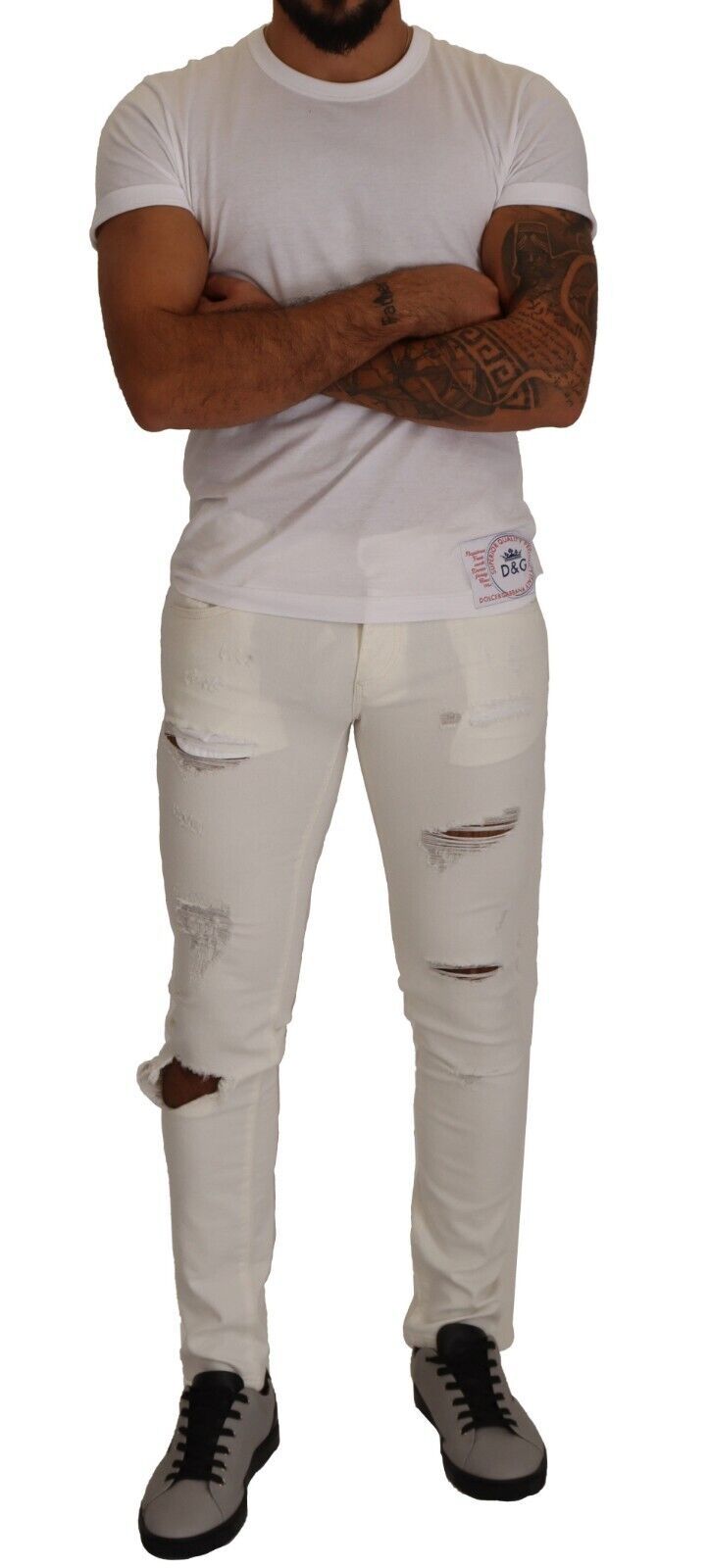 Vaqueros blancos ajustados y elegantes