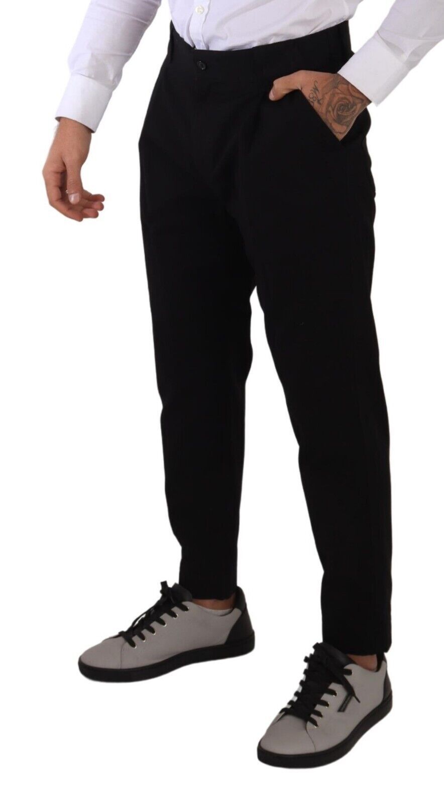 Elegantes pantalones chinos negros de algodón con corte cónico