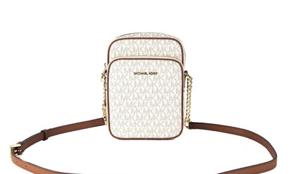 Bolso bandolera Jet Set mediano de PVC color vainilla con cadena North South