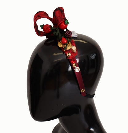 Diadema roja adornada con cerezas sicilianas