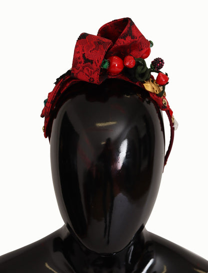 Diadema roja adornada con cerezas sicilianas