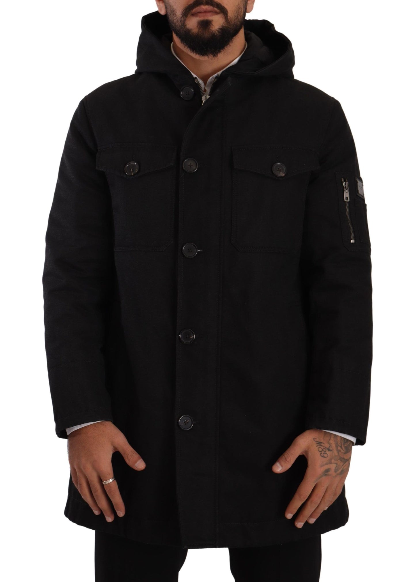 Elegante chaqueta parka negra con capucha