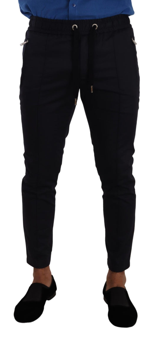 Elegantes pantalones deportivos ajustados de color azul oscuro