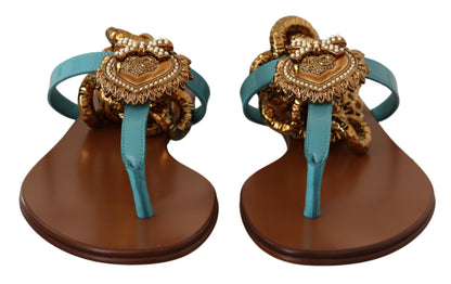 Elegantes zapatos planos estilo gladiador con detalle de corazón