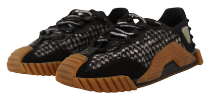 Elegante zapatilla NS1 texturizada Charisma