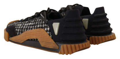 Elegante zapatilla NS1 texturizada Charisma