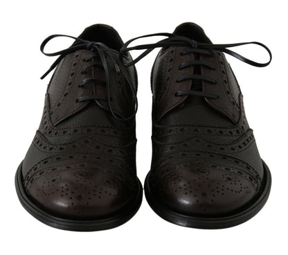 Elegantes zapatos de vestir Derby con punta de ala