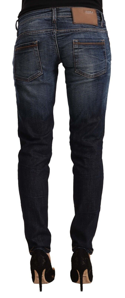 Vaqueros pitillo de cintura baja y elegantes