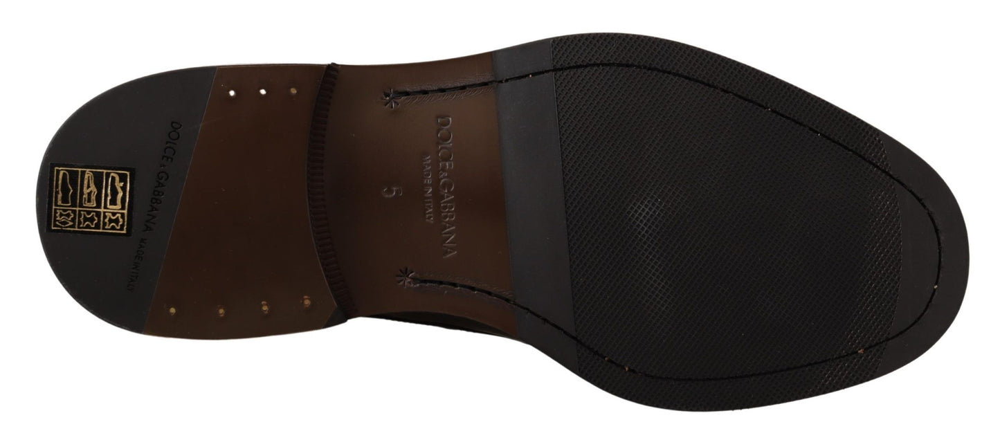 Elegantes zapatos de vestir Derby negros