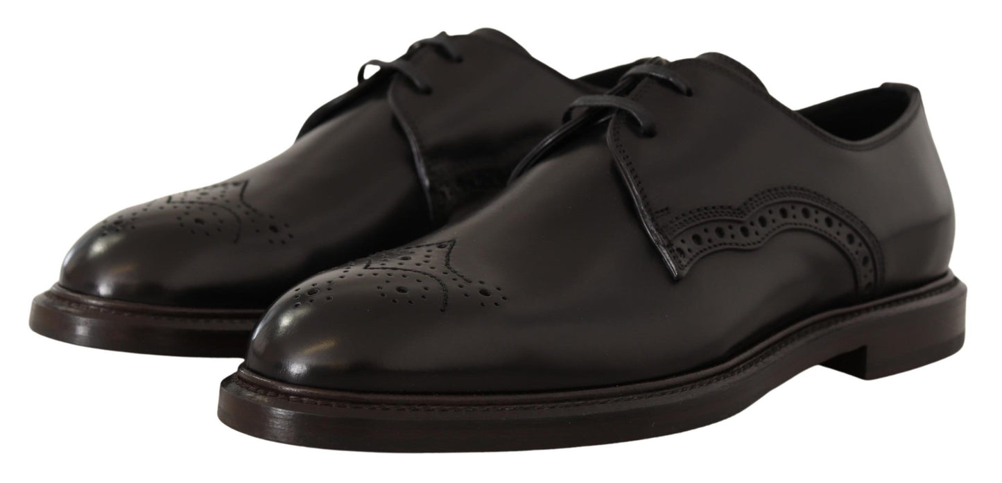Elegantes zapatos de vestir Derby negros