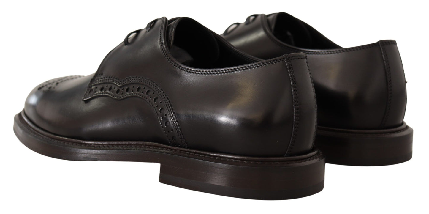 Elegantes zapatos de vestir Derby negros