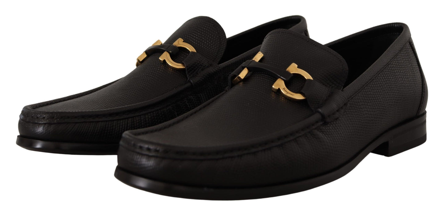 Elegantes mocasines de piel de becerro negra