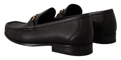 Elegantes mocasines de piel de becerro negra
