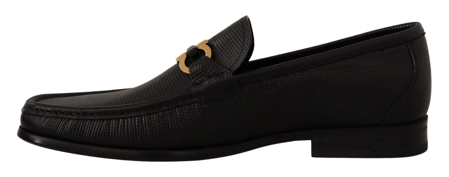 Elegantes mocasines de piel de becerro negra