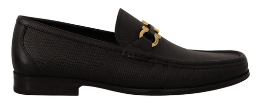Elegantes mocasines de piel de becerro negra