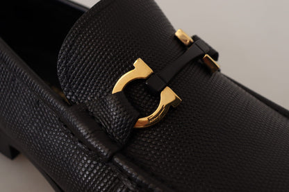 Elegantes mocasines de piel de becerro negra