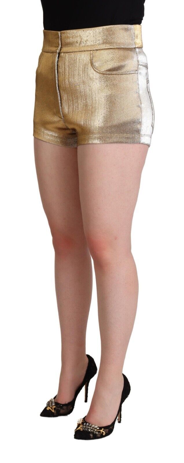 Elegantes pantalones cortos de color dorado metalizado
