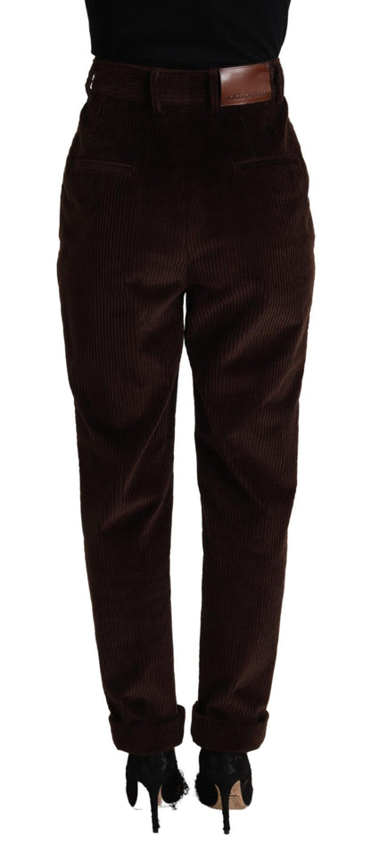 Elegantes pantalones de pana burdeos de cintura alta