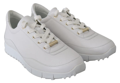 Elegantes zapatillas blancas de piel