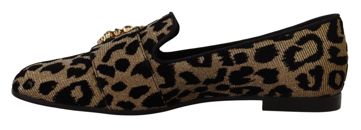 Elegantes mocasines con cristales de leopardo