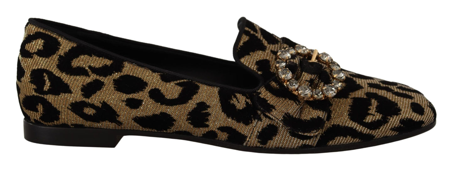 Elegantes mocasines con cristales de leopardo