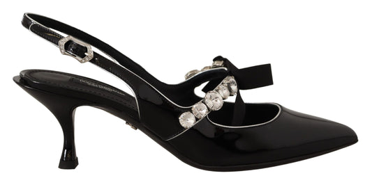 Elegantes tacones de salón con cristales